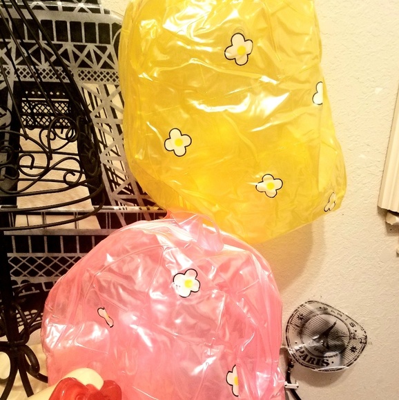 2/25 Inflatable 3D Plastic Bagpacks - Picture 7 of 8